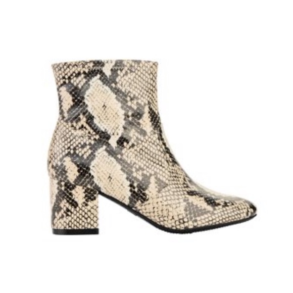 Snake Skin Sock Booties new w/p tags sz 11 - Picture 4 of 10